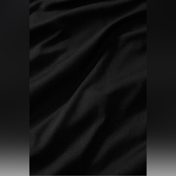 Fabletics Dry-Flex Open Back Tank - Picture 4 of 8